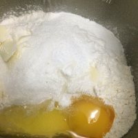 美味营养的毛毛虫面包做法图解1)