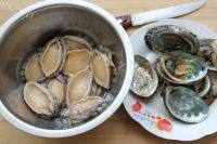 色味俱佳的鲍鱼红烧肉做法图解4)