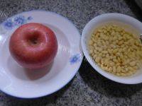 美味的苹果豆浆做法图解1)