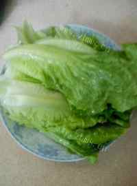 色味俱佳的白灼生菜做法图解1)