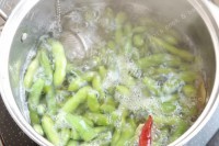 五味俱全的盐水毛豆做法图解5)