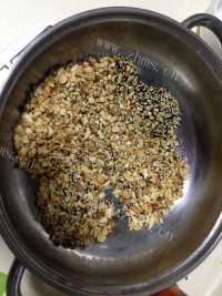 自制果仁月饼做法图解6)