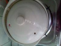 养颜的虫草花排骨汤做法图解6)