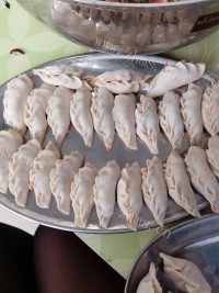 美味家常蒸水饺做法图解3)