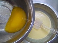 美味的轻乳酪芝士蛋糕做法图解11)