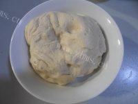 自己做的蜜豆小餐包做法图解2)