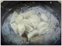 色泽不错的韭菜鸡蛋饺