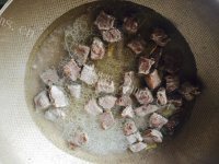 美味的咖喱牛肉饭做法图解4)