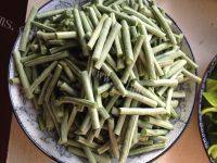 好吃的炒豇豆做法图解1)
