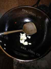 家常菜酸辣土豆丝做法图解2)