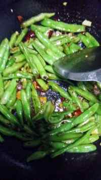 家常菜干煸四季豆