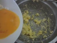 诱人的芝麻饼干做法图解3)
