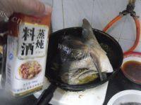 美味的酸汤鱼头做法图解5)
