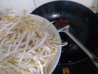 家常菜辣炒豆芽做法图解7)