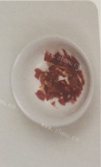 美味的蒜蓉烤虾做法图解4)