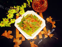 家常菜肉丝炒芹菜