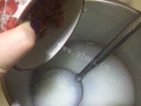 香飘十里的皮蛋瘦肉粥做法图解4)