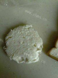 美味早餐吐司煎蛋做法图解3)