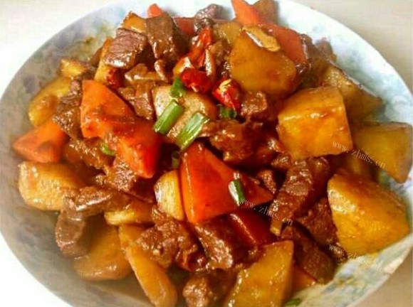牛肉炖土豆