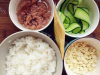 鲜香金枪鱼豆腐饭团做法图解1)