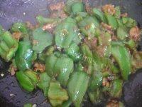 家常菜肉炒青椒
