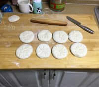 自制茴香馅饼做法图解4)