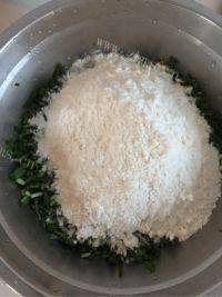 自己做的韭菜饼做法图解2)