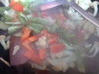 家常菜腊肉炒花菜做法图解6)