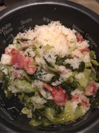 美味的腊肠煲仔饭