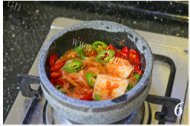 韩式辣白菜豆腐汤做法图解6)