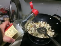 家常菜花菜炒腊肉做法图解4)