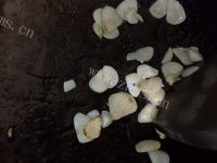 美味的干煎蒜香芥兰带子做法图解11)