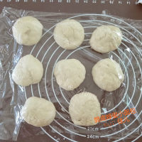 自制脆底蜂蜜小面包做法图解4)