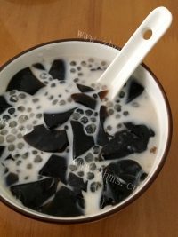 诱人的烧仙草做法图解12)