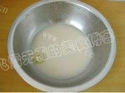 自制双色玉米面馒头做法图解4)