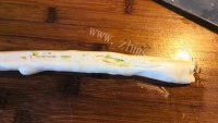 自制葱油手抓饼做法图解8)