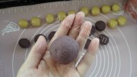 蛋黄豆沙广式月饼做法图解11)