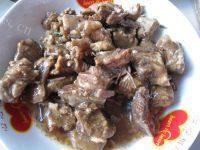 色味俱全的土豆焖牛肉做法图解1)