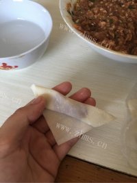 美味的家常小馄饨做法图解2)