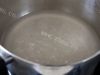 美味的酒酿南瓜西米露做法图解3)