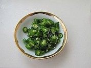 玉米粒炒肉泥做法图解2)