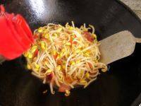 家常菜黄豆芽炒肉片做法图解8)