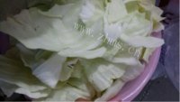 家常菜酸辣卷心菜做法图解2)
