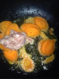 家常菜杏鲍菇炒莴笋做法图解5)