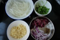 飘香咖喱奶酪牛肉粉做法图解1)