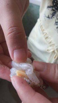 美味的芝心虾球做法图解5)