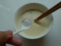 老爸做的鸡蛋煎饼做法图解4)