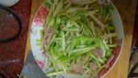 家常菜韭黄炒肉