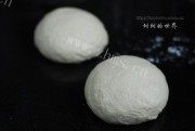 自制燕麦红豆吐司做法图解2)