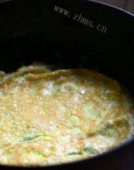 自己做的韭菜蛋饼做法图解4)